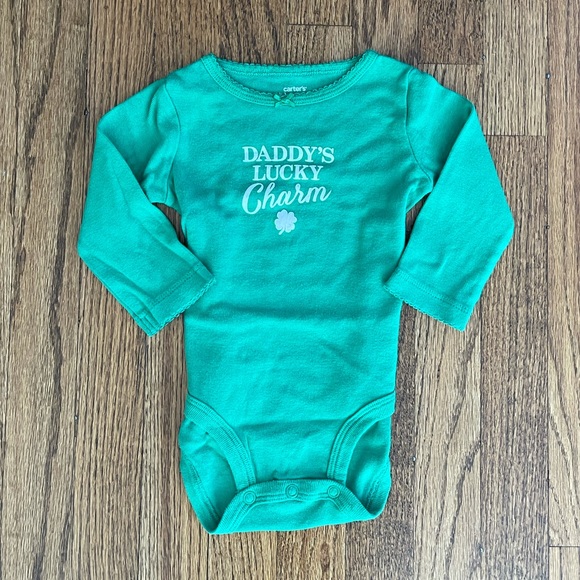 Carter’s St Patrick’s Onesie - Picture 5 of 6